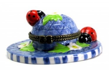 Hat Lady Bugs Beetles Hinged Trinket Box phb