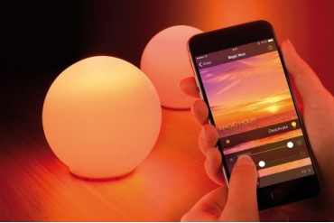 Elgato Avea, Dynamic Mood Light - for iPhone, iPad, or Apple Watch, Bluetooth Low Energy, 7 W LED, E26
